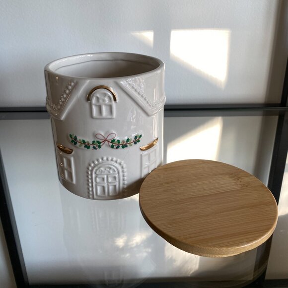 Holiday Home Round Ceramic Jar with Bamboo Lid - Picture 3 of 3